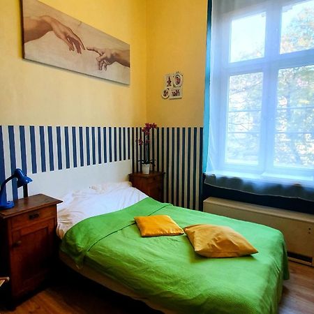 The Apartment In Strict City Center. Self Check-In Cracovia Esterno foto